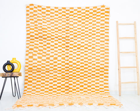 Beccha Moroccan Checkered Rug 5'5" x 8'5" Beccha Moroccan Checkered Rug 5'5" x 8'5"