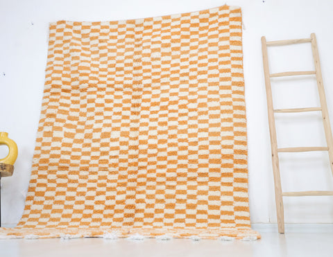 Beccha Moroccan Checkered Rug 5'5" x 8'5" Beccha Moroccan Checkered Rug 5'5" x 8'5"