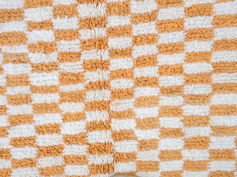 Beccha Moroccan Checkered Rug 5'5" x 8'5" Beccha Moroccan Checkered Rug 5'5" x 8'5"
