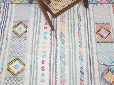 Tisura Cactus Silk Rug 4'8" X 8'2" Tisura Cactus Silk Rug 4'8" X 8'2"