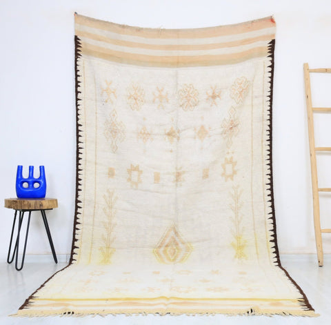 Zennu Vintage Moroccan Rug  5'0" x 10'5" Zennu Vintage Moroccan Rug  5'0" x 10'5"