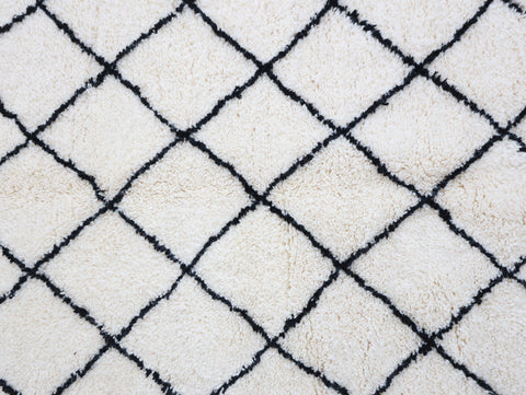 Bbiya Beni Ourain Rug 5'0" x 7'9" Bbiya Beni Ourain Rug 5'0" x 7'9"