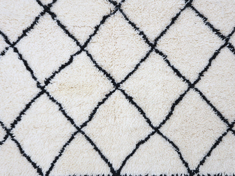 Bbiya Beni Ourain Rug 5'0" x 7'9" Bbiya Beni Ourain Rug 5'0" x 7'9"