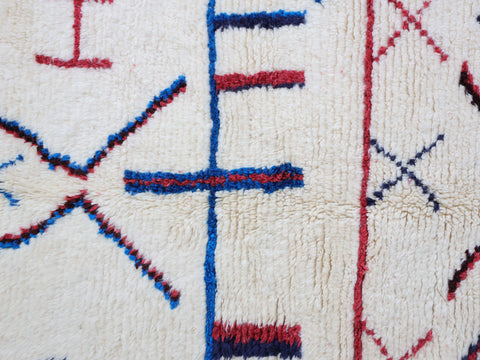 Taslilt  Moroccan Rug 4'9" x 7'9" Taslilt  Moroccan Rug 4'9" x 7'9"