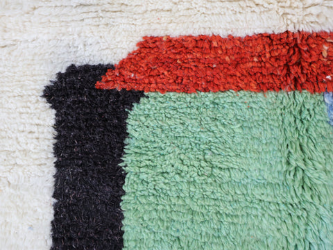 Tanirt Moroccan Rug 4'9" x 8'1" Tanirt Moroccan Rug 4'9" x 8'1"