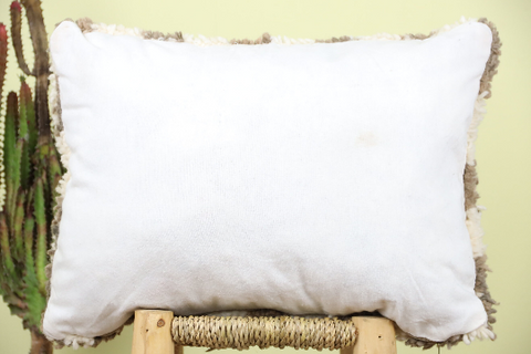 Aelyndron Checkered Pillow Aelyndron Checkered Pillow