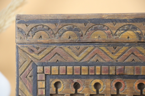 Azafin Vintage Wood Chest Azafin Vintage Wood Chest