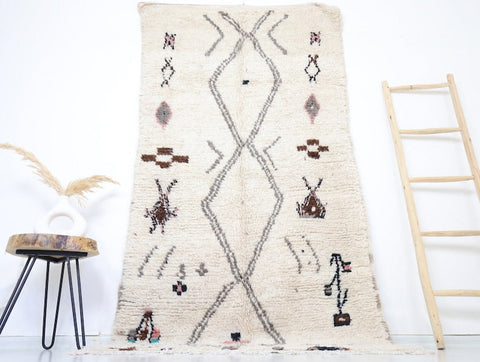 Tumsilt Moroccan Rug 4'1" x 8'2" Tumsilt Moroccan Rug 4'1" x 8'2"