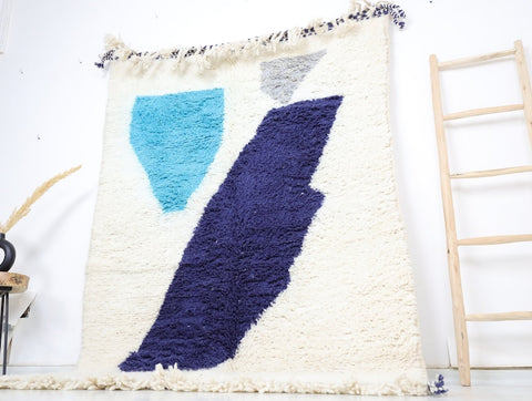 Dihya Beni Ourain Rug 5'2" x 7'7" Dihya Beni Ourain Rug 5'2" x 7'7"