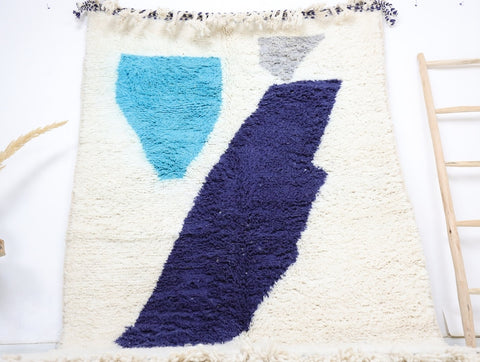 Dihya Beni Ourain Rug 5'2" x 7'7" Dihya Beni Ourain Rug 5'2" x 7'7"