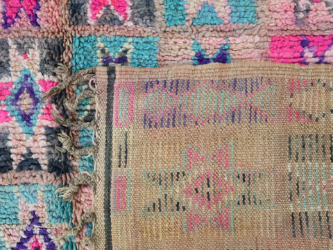 Zilalsan Vintage Moroccan Rug 5'9" x 9'8"