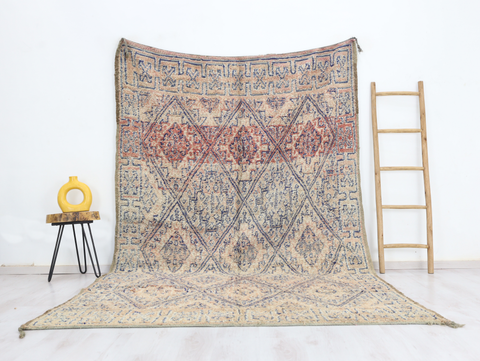 Amanar Vintage Moroccan Rug 6'6" x 10'2"
