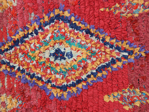 Akalin  Moroccan Rug 2'6" x 5'9"