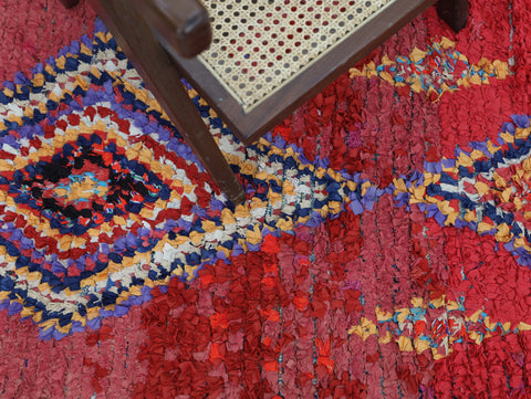 Akalin  Moroccan Rug 2'6" x 5'9"