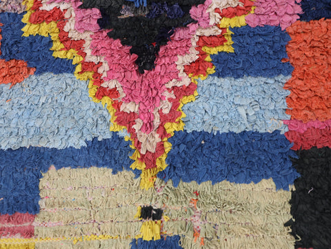 Tasekkurt  Moroccan Rug 3'6" x 4'9"