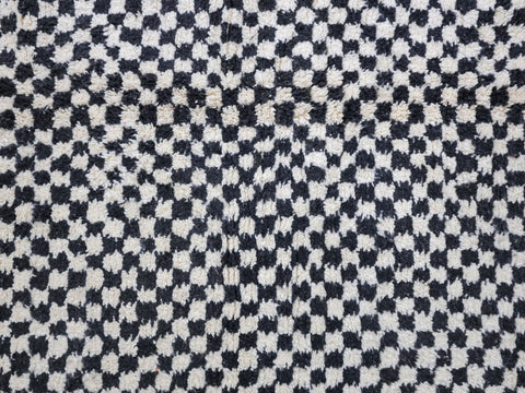 Aksil Moroccan Checkered Rug 8'5" x 12'0"