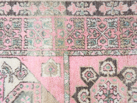 Doress Vintage Moroccan Rug  5'6" x 8'5"