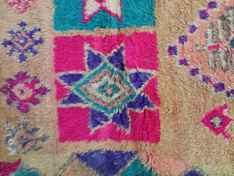 Taluft Vintage Moroccan Rug 5'7" x 9'5"
