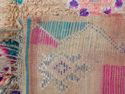 Taluft Vintage Moroccan Rug 5'7" x 9'5"
