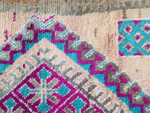 Izri Vintage Moroccan Rug 7'3" x 10'8"