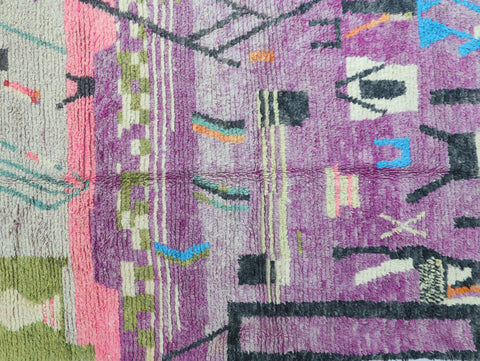 Ameqqran Moroccan Rug 5'4" x 9'0"