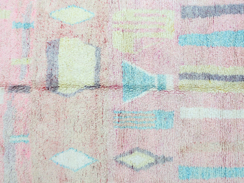 Izerf  Moroccan Rug 5'2" x 8'9"