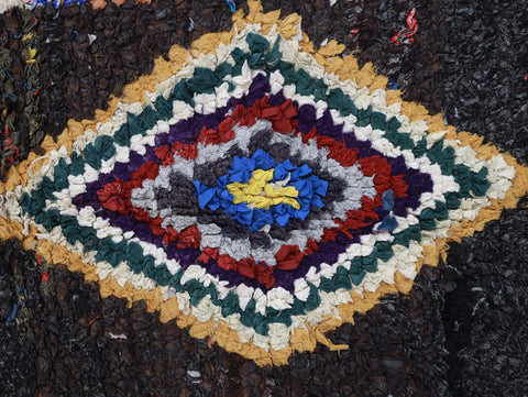 Takawt  Moroccan Rug 2'7" x 6'9"