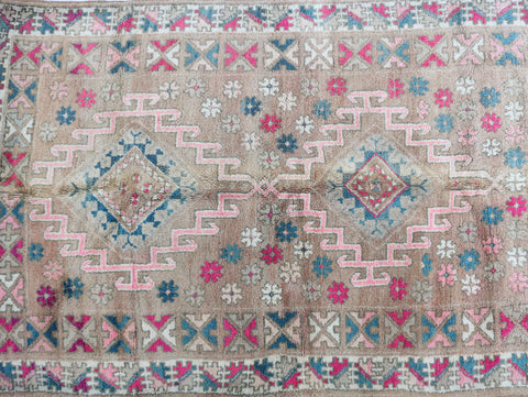 Kenza Vintage Moroccan Rug 6'1" x 9'6"