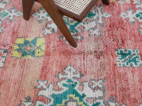 Hettu Vintage Moroccan Rug  5'9" x 9'7"