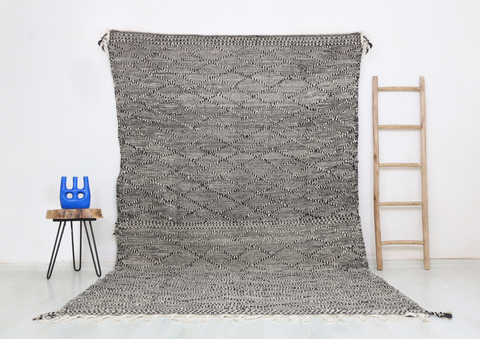 Amayas Moroccan Kilim Rug 6'2" x 10'5"