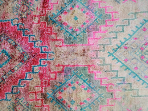 Ahaszi Vintage Moroccan Rug  6'0" x9'8"