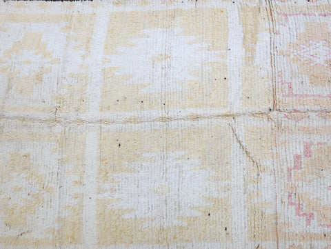 Izhir Vintage Moroccan Rug  5'2" x 9'6"