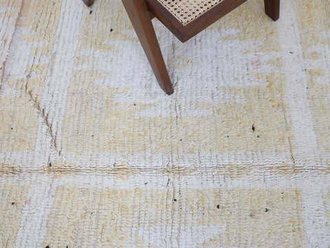Izhir Vintage Moroccan Rug  5'2" x 9'6"