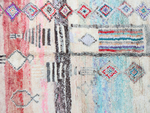 Aphnda Moroccan Rug 4'9" x 8'3"