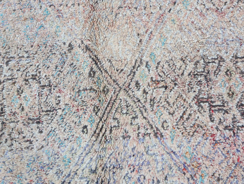 Saghro Vintage Moroccan Rug 6'5" x 9'4"