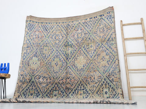 Issaf Vintage Moroccan Rug  6'6" x 9'5"
