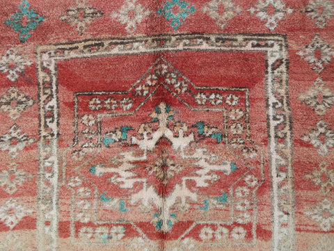 Talmun Vintage Moroccan Rug  5'4" x 9'4"