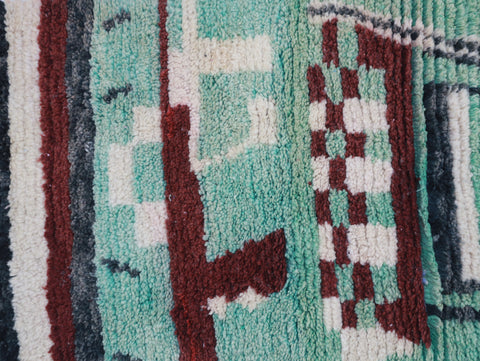 Tihiya  Moroccan Rug  2'4" x 9'5"
