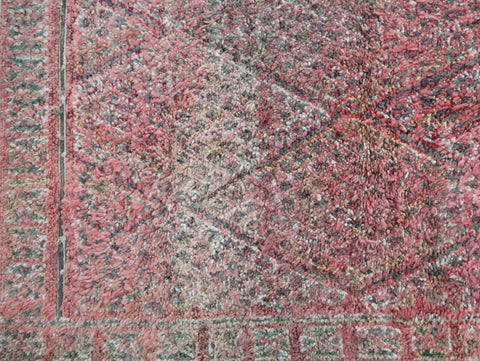 Mazigh Vintage Moroccan Rug 6'9" x 10'7"