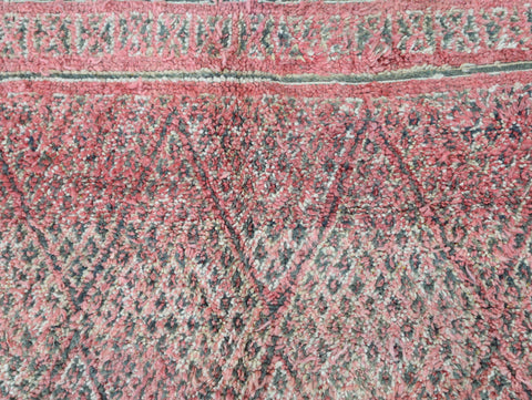 Mazigh Vintage Moroccan Rug 6'9" x 10'7"