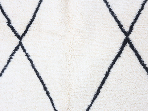 Assilen Beni Ourain Rug 4'9" x 7'4"