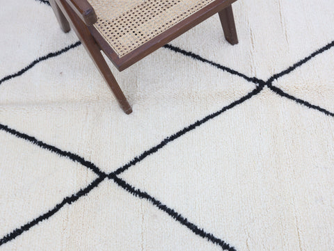 Assilen Beni Ourain Rug 4'9" x 7'4"