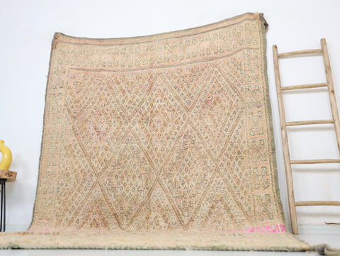 Ounifa Vintage Moroccan Rug  6'7" x 10'8"