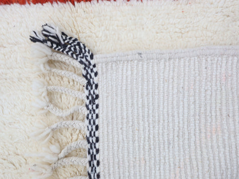 Tanirt Moroccan Rug 4'9" x 8'1"