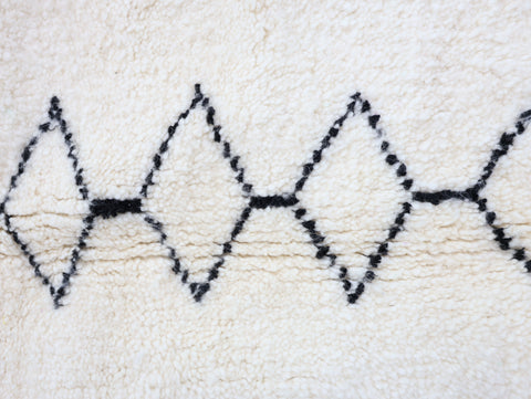 Ghnima Beni Ourain Rug 5'0" x 7'8"