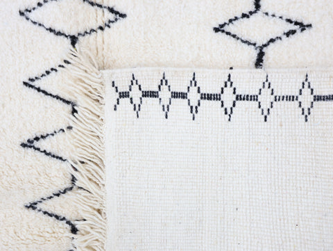 Ghnima Beni Ourain Rug 5'0" x 7'8"