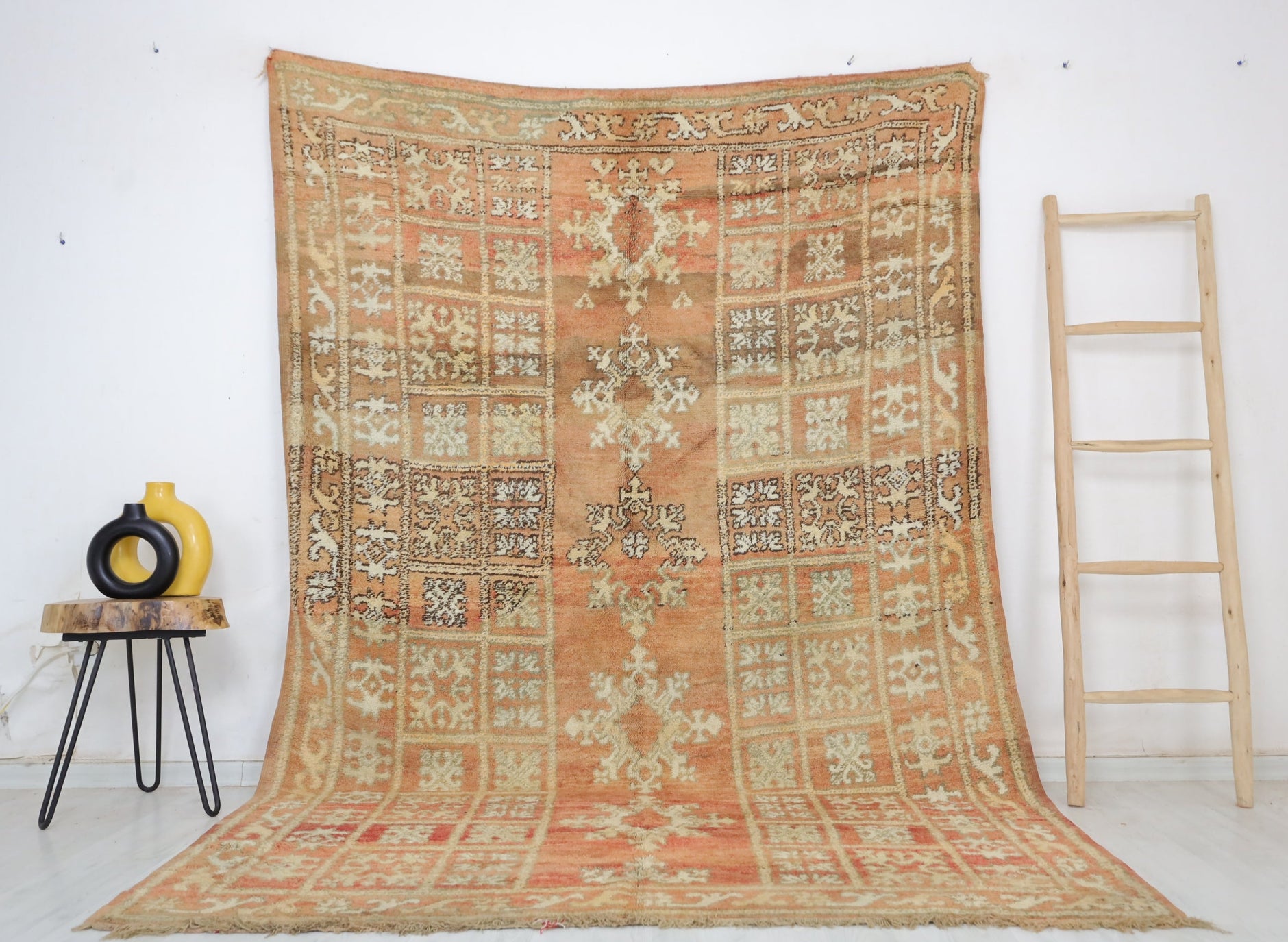 Berber Morocco rug , HandwovenbCarpeta, Dotted rugs , Irregular hot rugs , Lovi97 Roomorugs , funky rugs