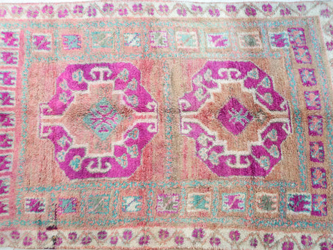 Ouzarim Vintage Moroccan Rug 6,0" x 9,8"