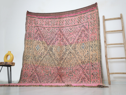 Awrigha Vintage Moroccan Rug  6'1" x9'4"