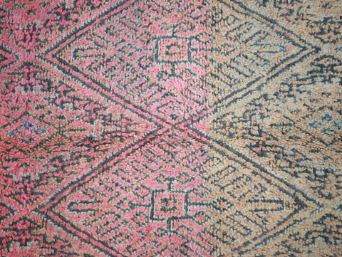 Awrigha Vintage Moroccan Rug  6'1" x9'4"